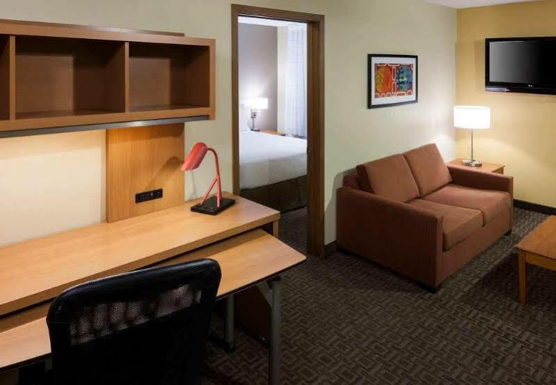 Towneplace Suites By Marriott College Station Esterno foto